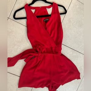 Express red romper